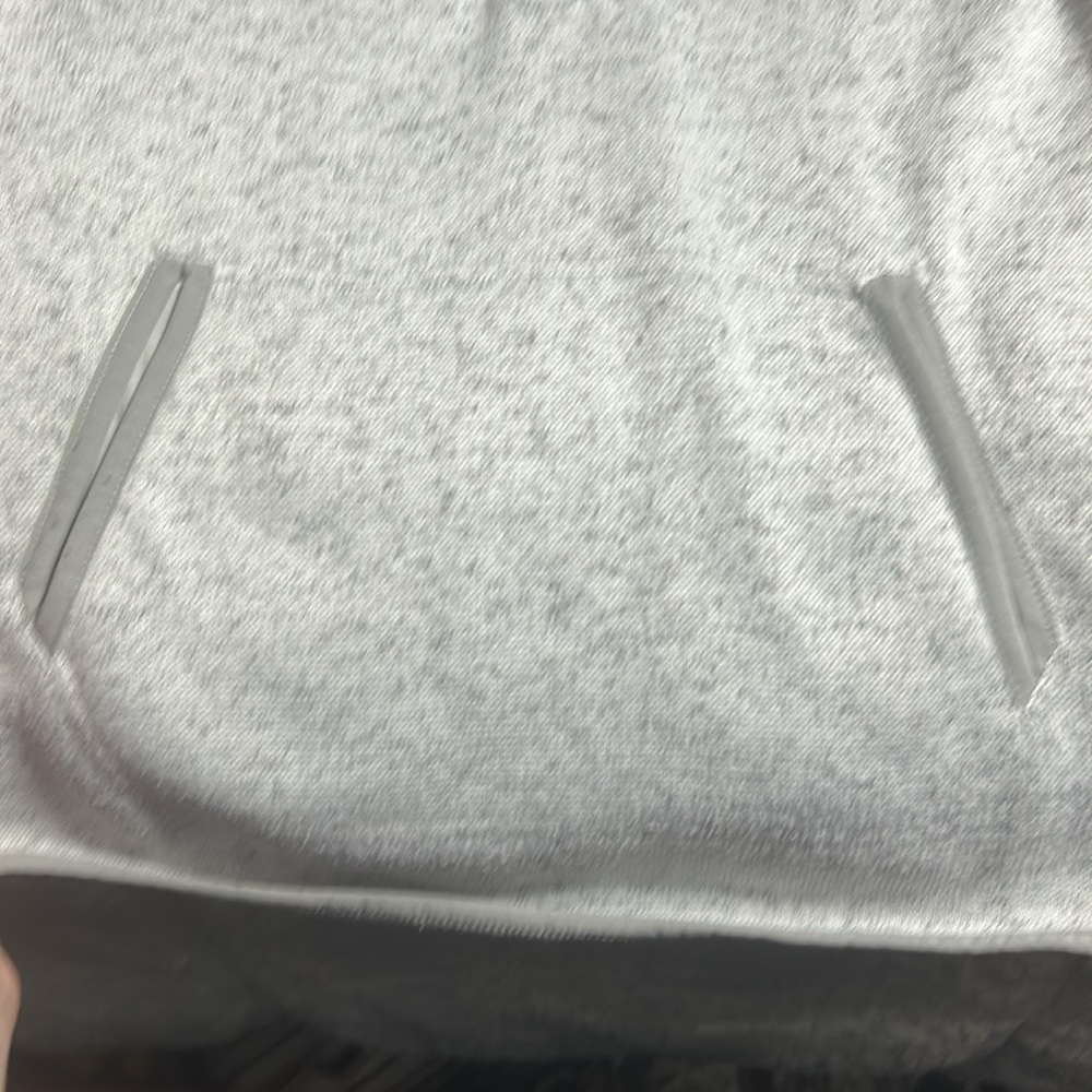 Pullover - Picture 2 of 3